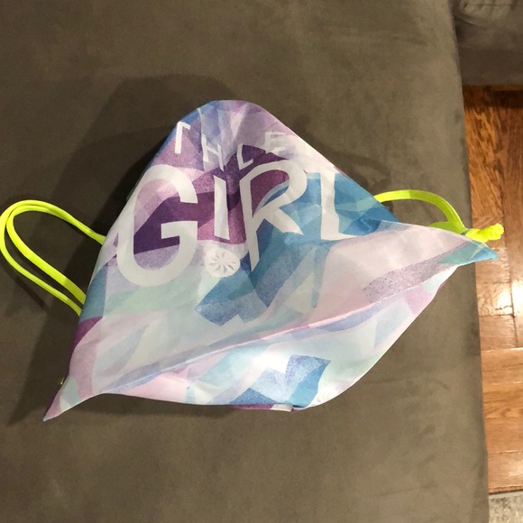 Athleta Girl Drawstring Bag - Picture 5 of 5